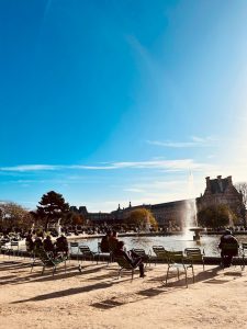 Paris Jardin des Tuileries Be Carol